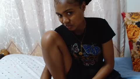 Snapshot of jjsecrets_ chatting on June 2026 09:25:01 AM JJ online show from June 2026 09:25:01 AM