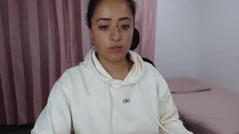 Snapshot of jjulietha95 chatting on February 2025 05:23:01 AM Julieta online show from February 2025 05:23:01 AM