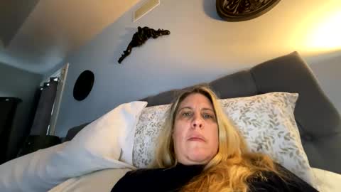 Snapshot of jlovindemsm chatting on November 2025 07:45:01 PM Jimmy online show from November 2025 07:45:01 PM