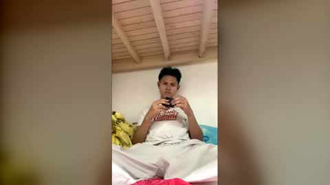 Snapshot of jm_xx chatting on April 2026 12:10:01 PM jm_xx online show from April 2026 12:10:01 PM