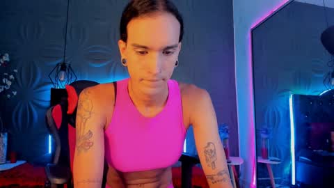 Joa Isaza     online show from January 2025 07:08:01 AM