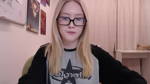 Snapshot of joan_kiss chatting on February 2026 01:59:01 PM joan_kiss online show from February 2026 01:59:01 PM