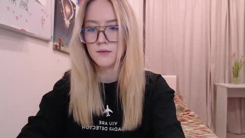 Snapshot of joan_kiss chatting on February 2026 02:02:01 PM joan_kiss online show from February 2026 02:02:01 PM