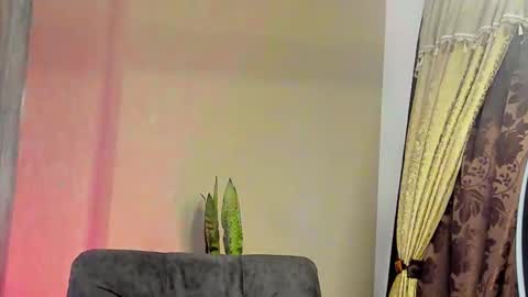 Snapshot of joan_saenz chatting on March 2025 10:52:02 PM JOAN SAENZ online show from March 2025 10:52:02 PM