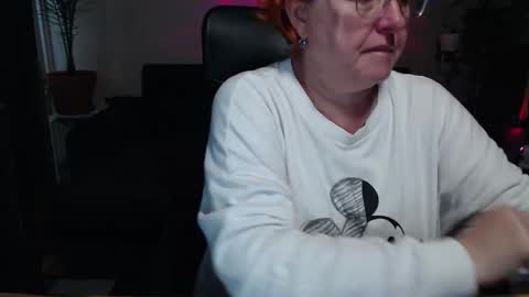 Joanna and Greg online show from October 2025 08:17:01 AM