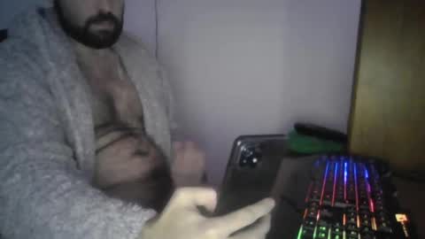 Snapshot of joaodias_18 chatting on January 2025 11:17:01 PM joaodias_18 online show from January 2025 11:17:01 PM