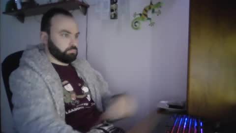 Snapshot of joaodias_18 chatting on March 2025 01:42:02 AM joaodias_18 online show from March 2025 01:42:02 AM