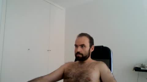 joaodias_18 online show from June 2026 04:09:01 PM