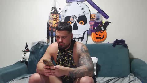 Tiberius online show from November 2025 07:47:01 PM