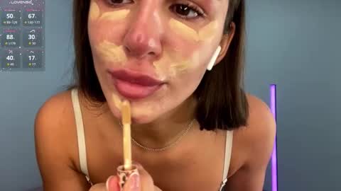 Nicole online show from December 2025 03:45:02 AM