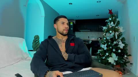 joe_esthetic online show from December 2024 12:45:02 AM