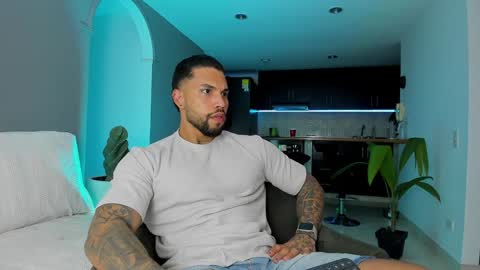 joe_esthetic online show from January 2025 11:34:01 PM