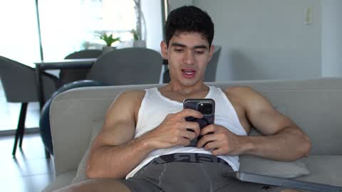 Snapshot of joe_steel1 chatting on December 2024 04:47:02 PM joe_steel1 online show from December 2024 04:47:02 PM