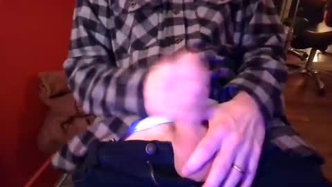 Snapshot of joeblow2525 chatting on January 2025 04:13:01 PM joeblow2525 online show from January 2025 04:13:01 PM