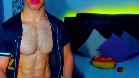 Snapshot of joel_ferreira chatting on February 2025 03:43:02 PM Joel online show from February 2025 03:43:02 PM