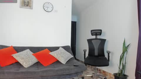 joelandalexa online show from February 2025 08:25:01 PM