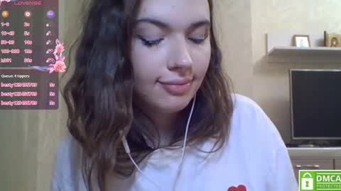 Jennifer online show from April 2026 01:42:02 AM
