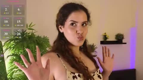 Mia online show from June 2026 10:13:02 AM