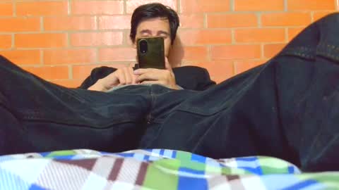 Snapshot of johan70nsexy chatting on June 2026 11:51:02 PM johan70nsexy online show from June 2026 11:51:02 PM