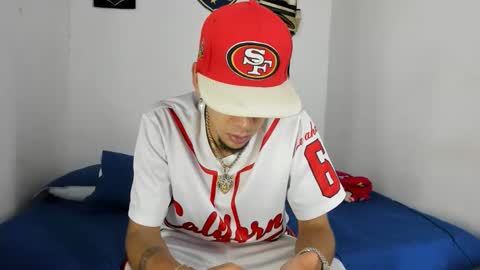 johan_and_antonella online show from December 2025 08:04:01 PM