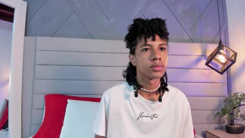 Snapshot of johan_gz_ chatting on November 2025 11:42:01 AM Johan online show from November 2025 11:42:01 AM