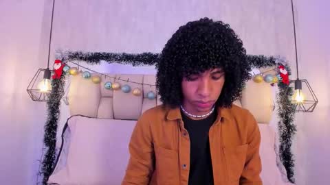 Snapshot of johan_gz_ chatting on December 2025 11:37:02 AM Johan online show from December 2025 11:37:02 AM