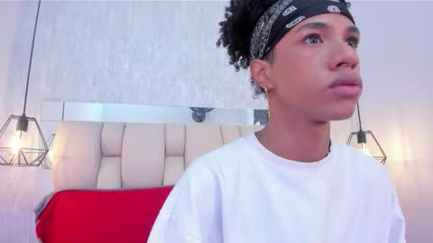 Snapshot of johan_gz_ chatting on February 2026 11:42:01 AM Johan online show from February 2026 11:42:01 AM