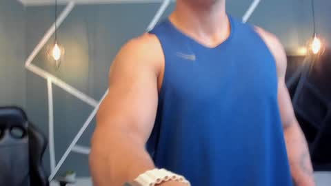 Johan Williams online show from December 2024 08:57:02 PM