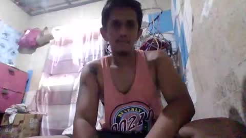 john19881995 online show from May 2026 02:41:01 AM