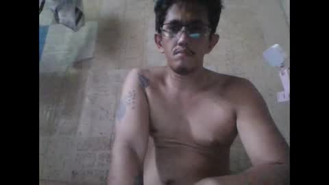 john19881995 online show from May 2026 03:48:01 AM