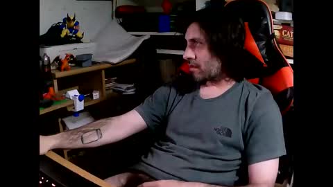 john online show from November 2025 04:47:01 AM