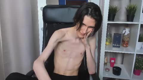 john__strong online show from July 2026 04:02:02 PM