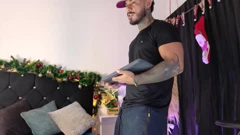 John  online show from November 2025 12:59:02 PM