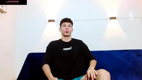 Snapshot of john_ssnow29 chatting on November 2025 09:36:01 AM john_ssnow29 online show from November 2025 09:36:01 AM