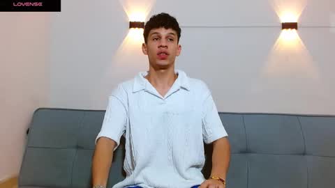 Snapshot of john_ssnow29 chatting on November 2025 08:14:01 AM john_ssnow29 online show from November 2025 08:14:01 AM