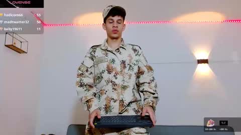 Snapshot of john_ssnow29 chatting on November 2025 11:32:02 AM john_ssnow29 online show from November 2025 11:32:02 AM