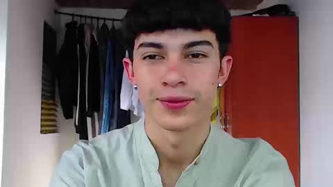 John Vichenso online show from September 2025 09:47:02 PM