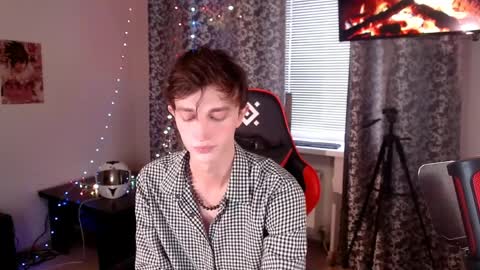 Snapshot of john_winx chatting on April 2026 12:46:02 PM john_winx online show from April 2026 12:46:02 PM
