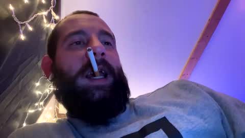 Snapshot of johnboii813 chatting on December 2024 04:25:01 AM johnboii813 online show from December 2024 04:25:01 AM