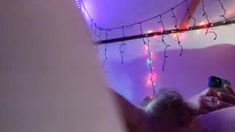 Snapshot of johnboii813 chatting on December 2024 03:21:01 PM johnboii813 online show from December 2024 03:21:01 PM