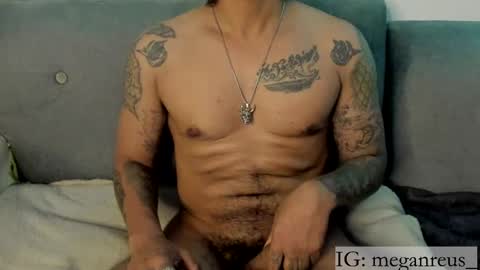 Snapshot of johncarrie chatting on March 2025 04:46:01 AM John carrie Independent Help me reach my goal 100 likes and 10000 followers online show from March 2025 04:46:01 AM