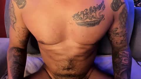 Snapshot of johncarrie chatting on October 2025 03:26:02 AM John carrie Independent Help me reach my goal 100 likes and 10000 followers online show from October 2025 03:26:02 AM