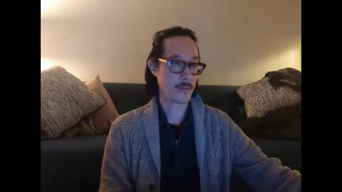 Johnee online show from October 2025 08:22:01 AM