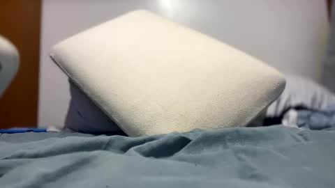 Snapshot of johnjow10 chatting on January 2025 06:12:01 AM JOHN online show from January 2025 06:12:01 AM