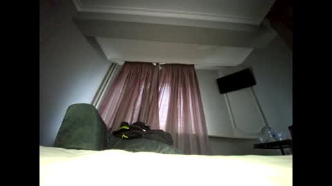 Snapshot of johnlong25cm chatting on March 2026 05:22:02 AM johnlong25cm online show from March 2026 05:22:02 AM