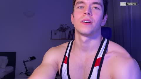 Johnny online show from December 2025 08:04:01 PM