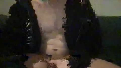 johnny1479 online show from February 2025 07:35:02 PM