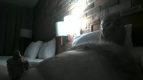 Johnny online show from September 2025 03:50:02 AM