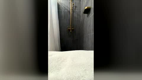 Johnny Blue Eyes online show from February 2026 08:45:02 PM