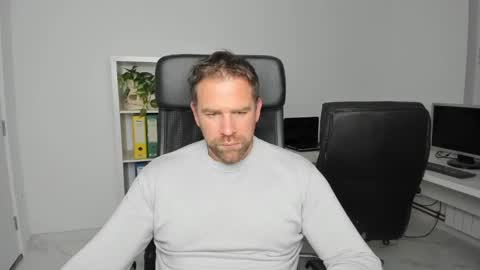 Snapshot of johnnydough82 chatting on December 2024 05:09:02 AM johnnydough82 online show from December 2024 05:09:02 AM